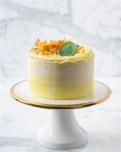 Load image into Gallery viewer, Mango Vanilla Cream Cake 芒果奶油蛋糕
